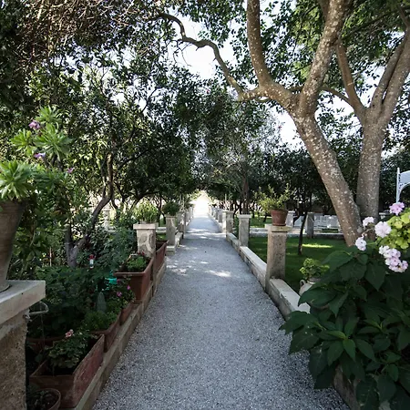 Palazzo Guglielmo 4* Vignacastrisi