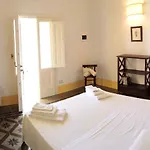 Palazzo Guglielmo 4* Vignacastrisi