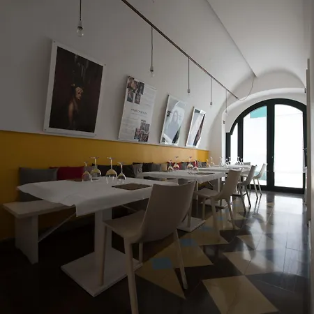 Palazzo Guglielmo 4* Vignacastrisi