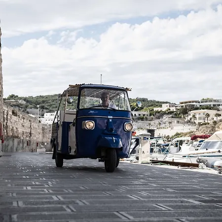 Hotell Palazzo Guglielmo 4*