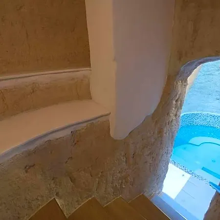 Hotel Palazzo Guglielmo 4*