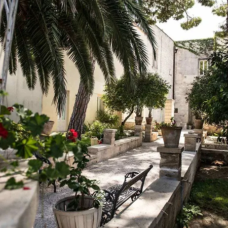 Palazzo Guglielmo Hotell 4*